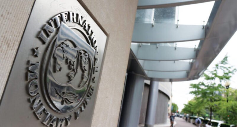 Dívida pública do Brasil pode alcançar 100% do PIB em 2027, alerta FMI