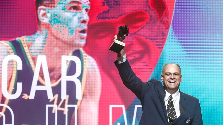 Oscar Schmidt, maior jogador de basquete brasileiro da história, morre aos 68 anos