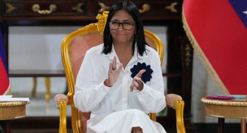 Vice-presidente interina da Venezuela elogia Trump e Rubio por reaproximação diplomática