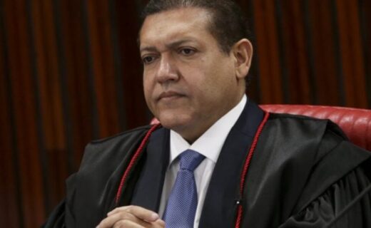 Ministro Nunes Marques assume TSE e reafirma compromisso com neutralidade eleitoral