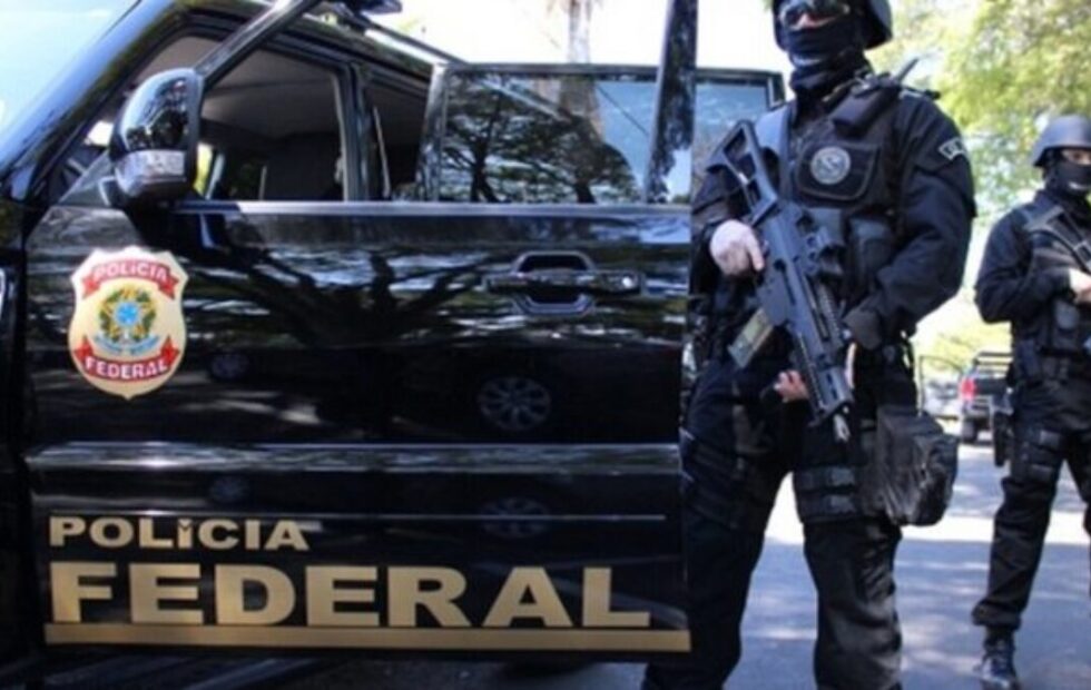 Polícia Federal deflagra megaoperação contra facções criminosas em 16 Estados brasileiros